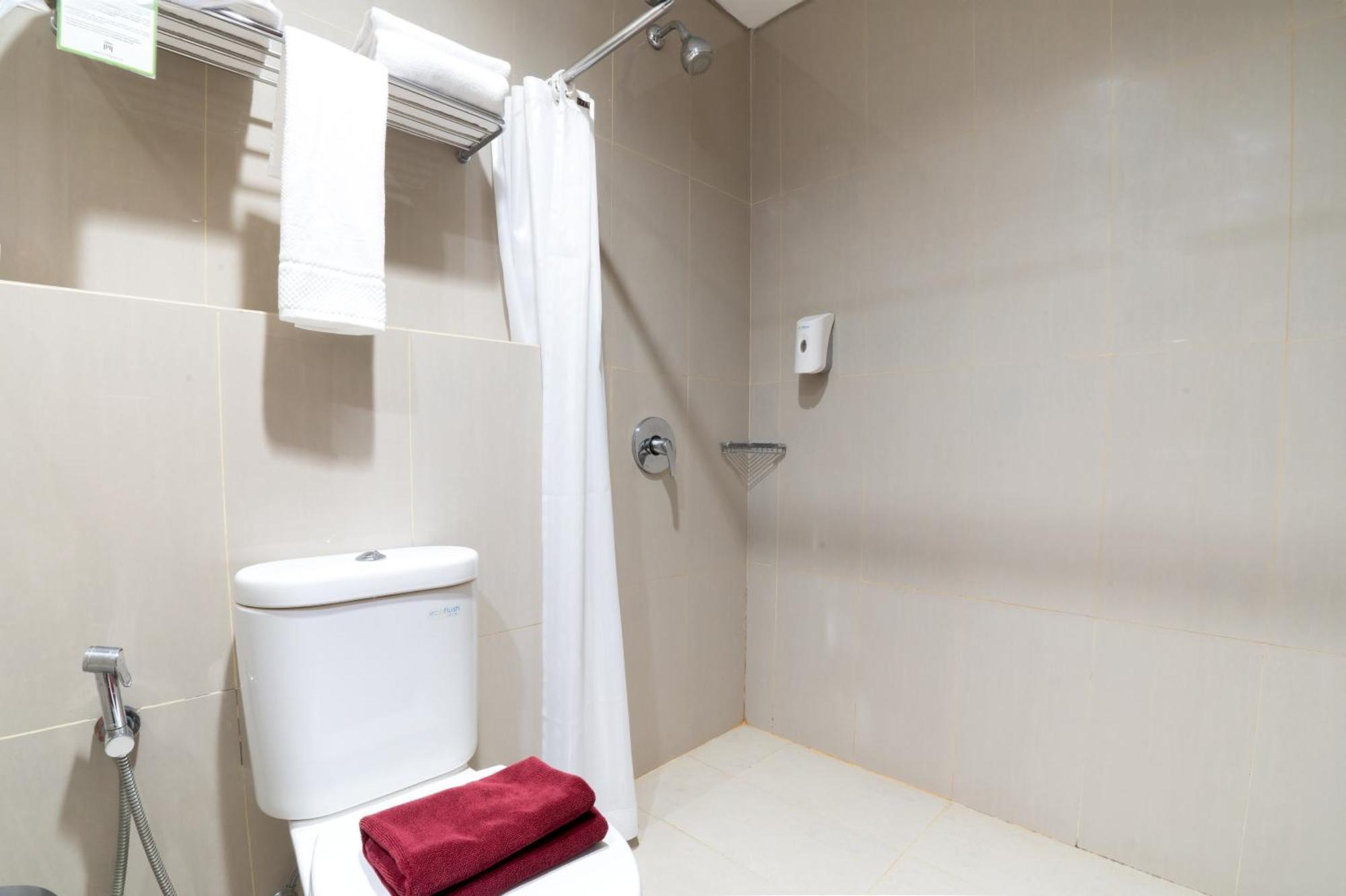 Atrium Premiere Yogyakarta Ambarukmo 3* Pakualaman
