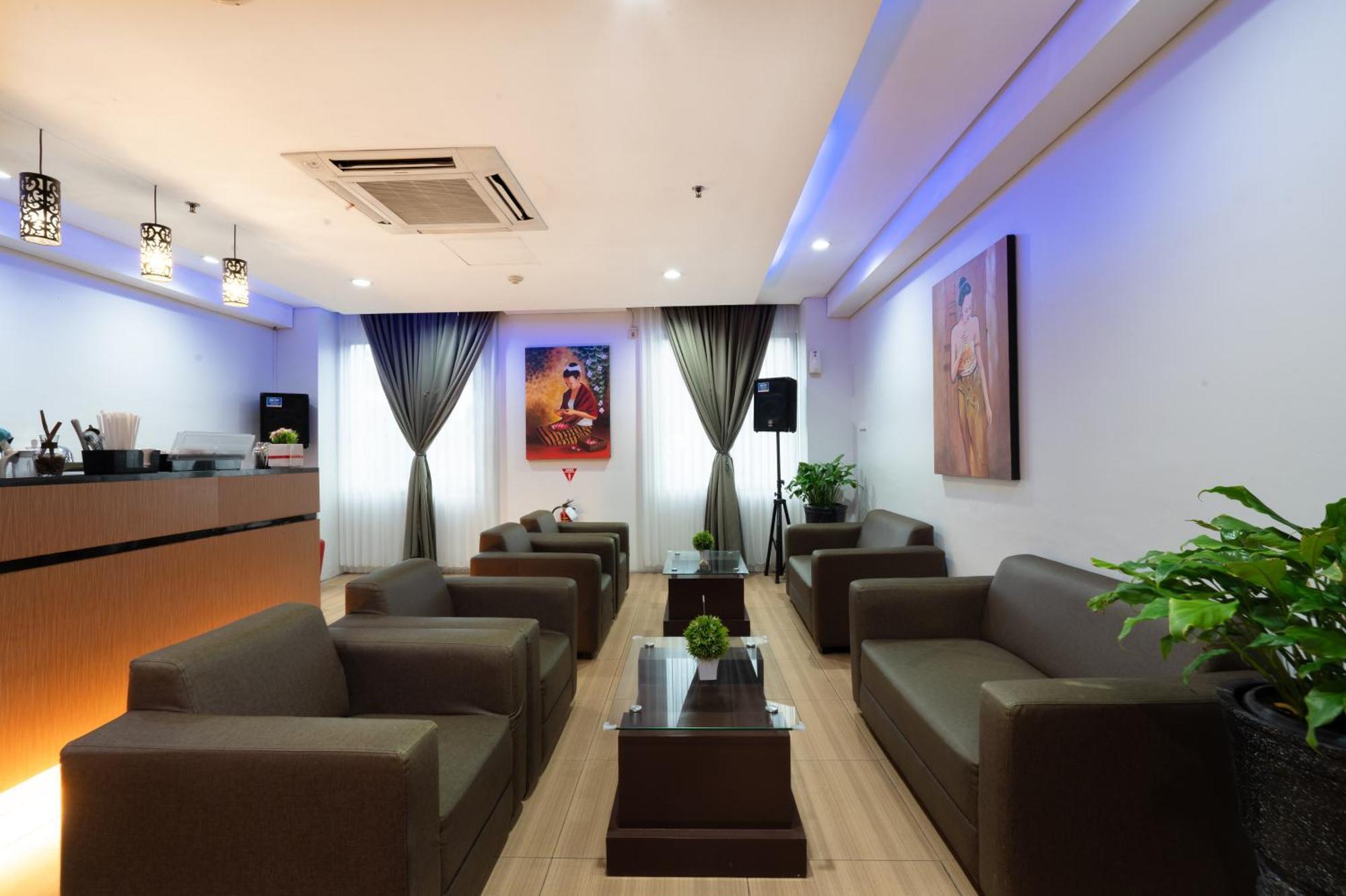 Atrium Premiere Yogyakarta Ambarukmo Hotel