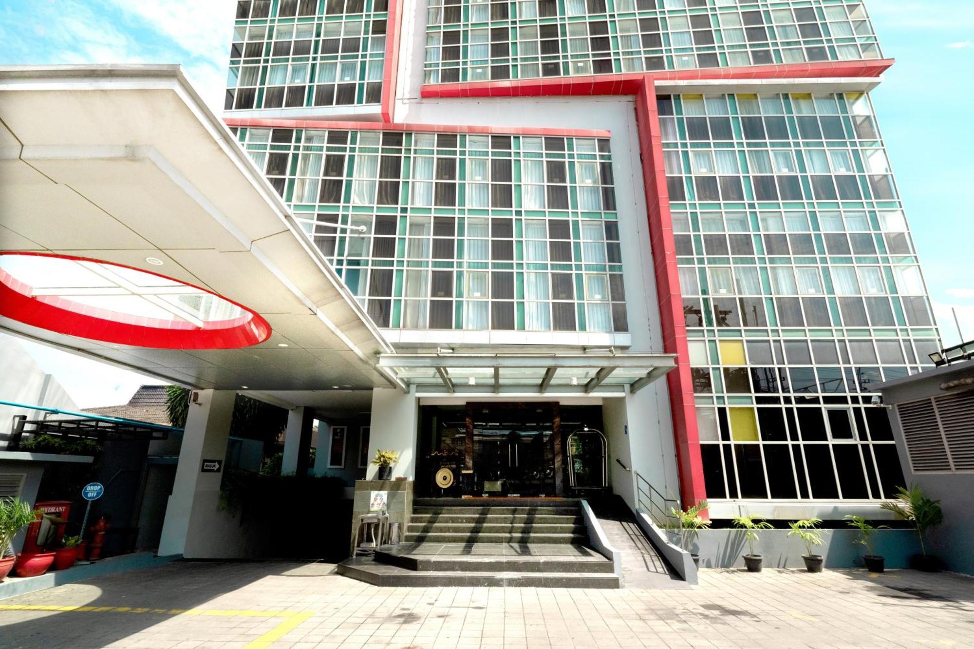 Atrium Premiere Yogyakarta Ambarukmo Pakualaman