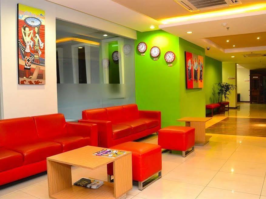 Hotel Atrium Premiere Yogyakarta Ambarukmo 3*