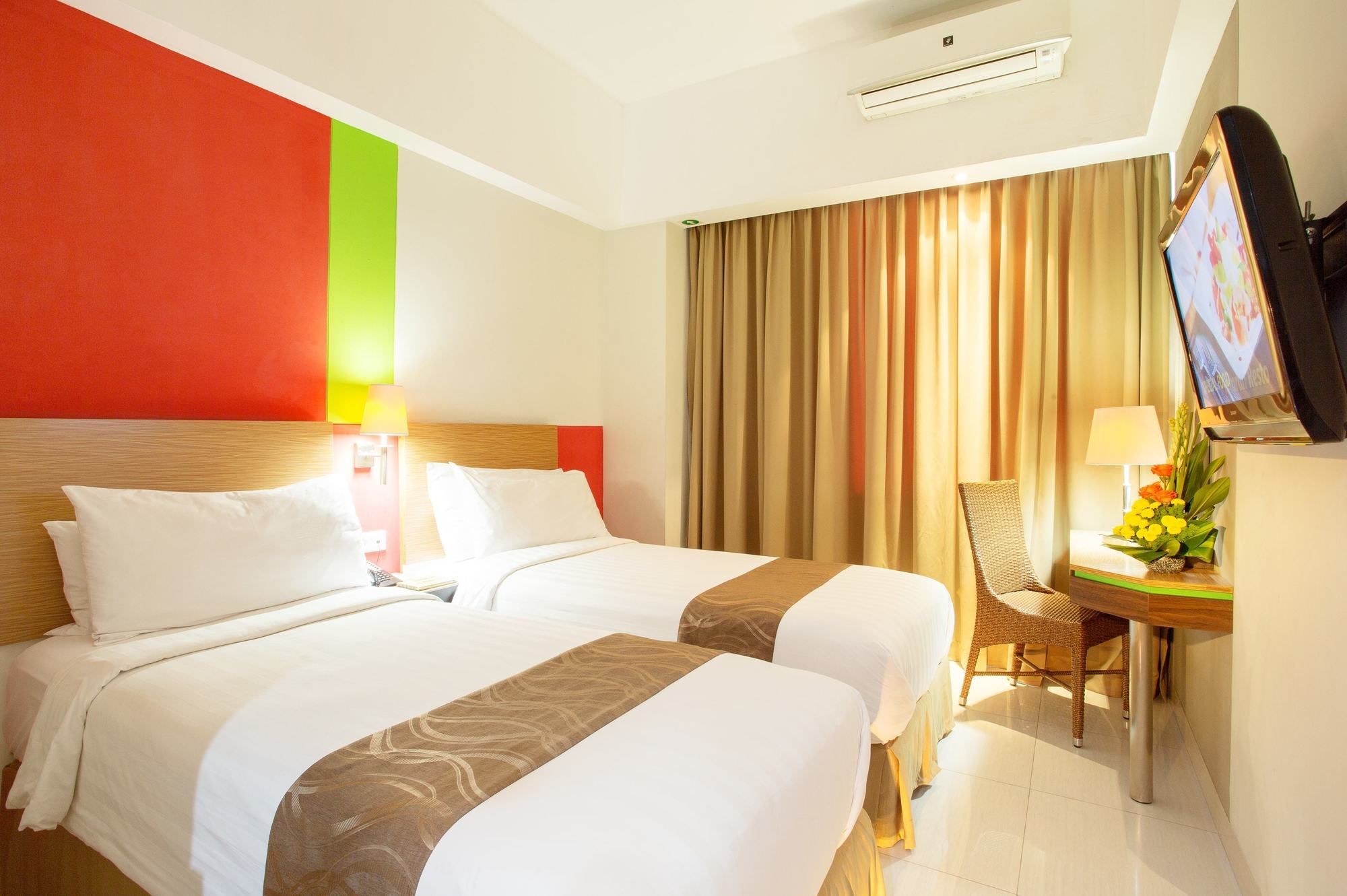 Atrium Premiere Yogyakarta Ambarukmo Hotel